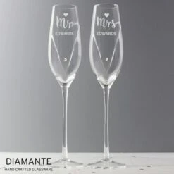 Personalised Hand Cut Mr & Mrs Pair Of Flutes In Gift Box 12 Personalised Hand Cut Mr & Mrs Pair Of Flutes In Gift Box -PERSONALISE STORE p010902 4