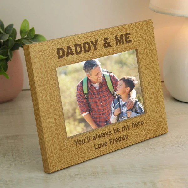 Personalised Oak Finish 6x4 Daddy & Me Photo Frame 2 Personalised Oak Finish 6x4 Daddy & Me Photo Frame - Image 2