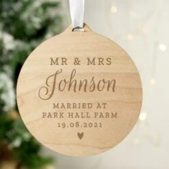 Personalised Mr & Mrs Round Wooden Decoration -PERSONALISE STORE p1011f17 2